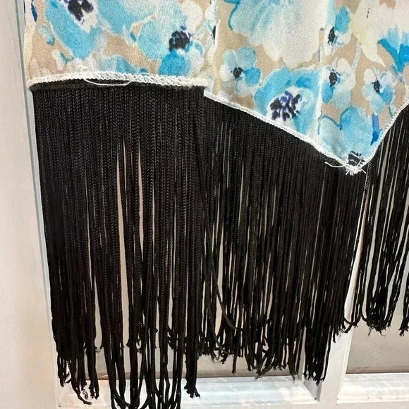 LuLaRoe | Monroe Watercolor Blue Taupe Floral Black Fringe Kimono Coverup Size S - Picture 6 of 9